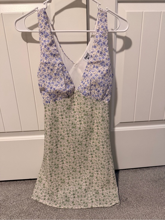 Princess Polly Dresses & Skirts - Princess Polly Blue and Green Floral V-Neck Mini Dress